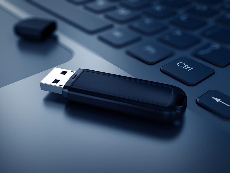 Istraživanje: Mnogi korisnici će u računar ubaciti USB koji su pronašli
